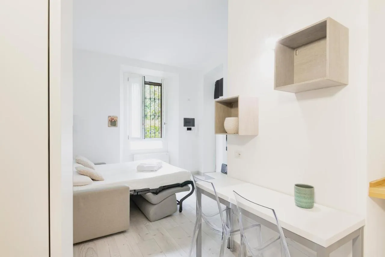 Easylife - Comodo Studio In Corso Di Porta Romana Milan